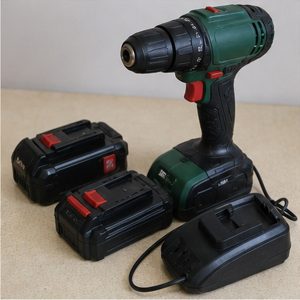 Akumuliatorinis suktuvas su 2 baterijomis ir įkrovikliu